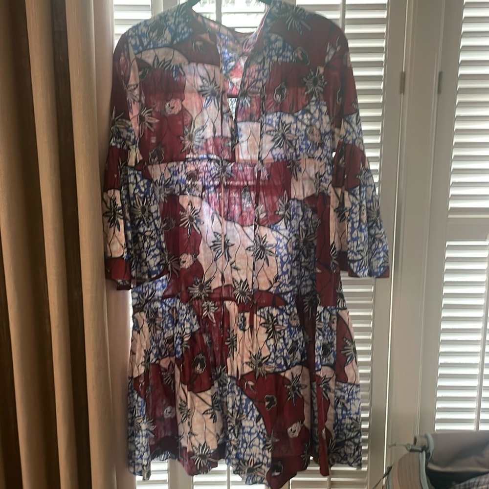 Short flowing loss dress